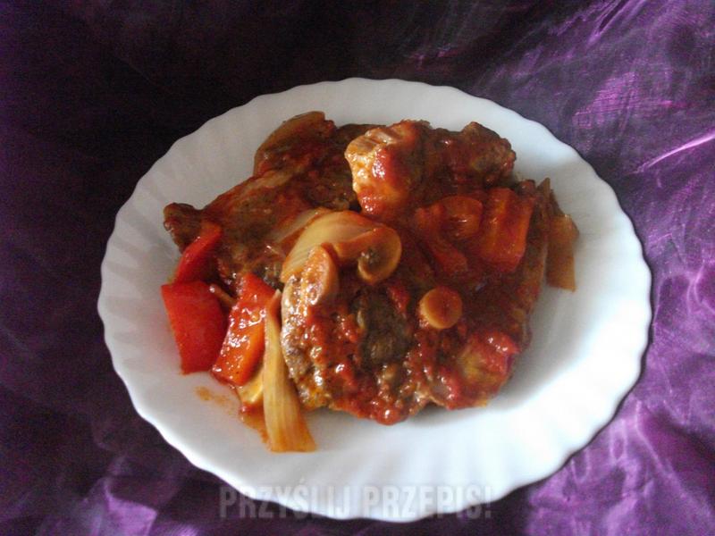 Karkówka z pieczarkami