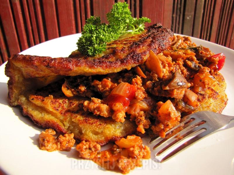 Warto spróbować kuchni węgierskiej