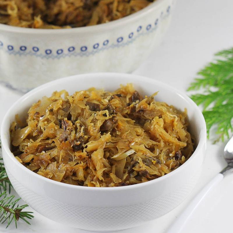 Kapusta z grzybami leśnymi: Odkryj przepis na wyjątkowe danie, które zachwyci każdego