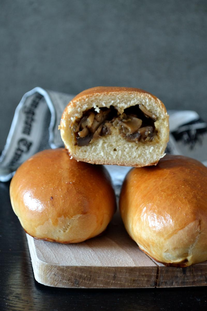Przepis na bułeczki z pieczarkami