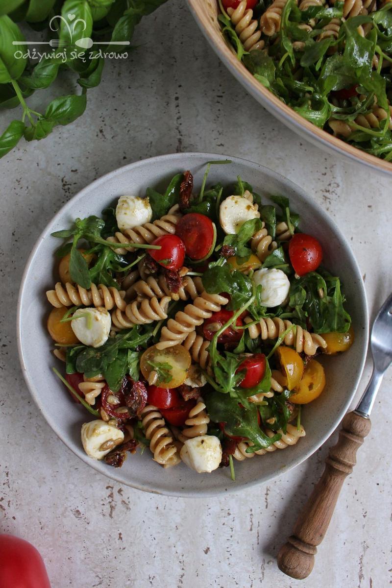 Sałatka makaronowa przepis