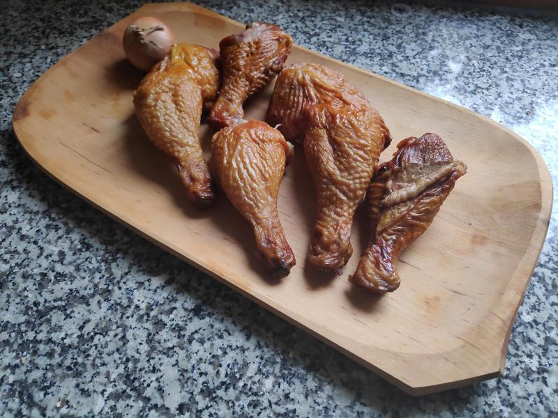 Odkryj tajniki, jak wędzić kurczaka – krok po kroku do perfekcyjnego smaku i aromatu