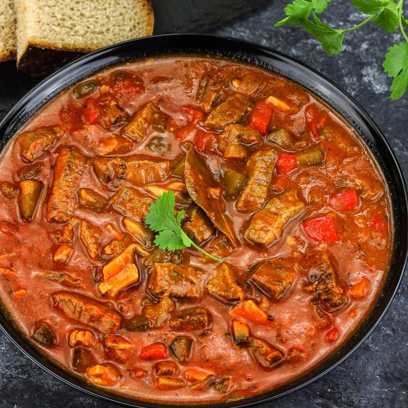 Perfekcyjne cięcie: 8 wskazówek, jak kroić wołowinę na strogonowa