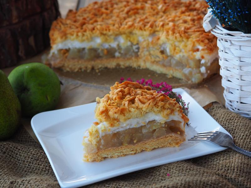 Szybkie i proste kruche ciasto gruszkowe – rozpływający się jesienny przysmak w pół godziny