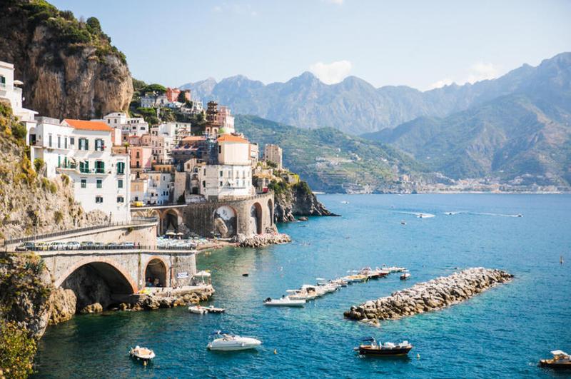 Gdzie narodziła się pizza? Poznaj niezwykłą historię jej korzeni