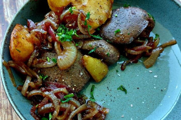 Przepisy na wątróbkę z gruszką