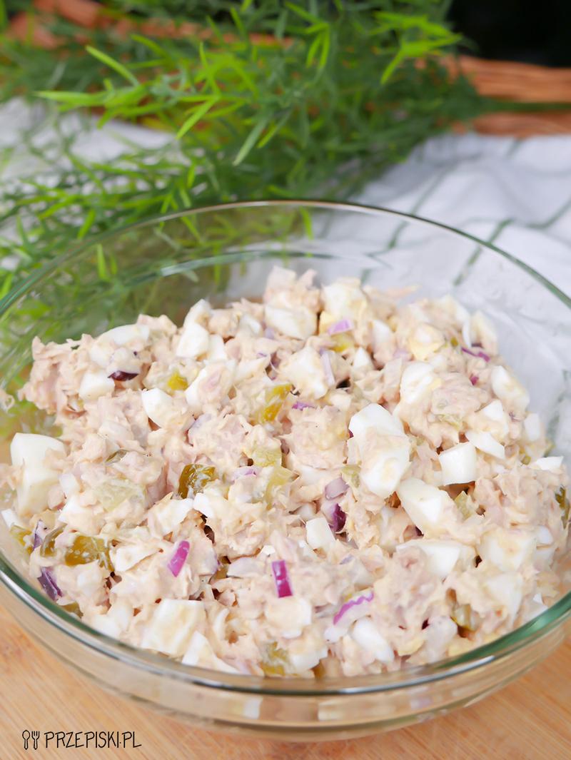 Sałatka z tuńczykiem przepis krok po kroku