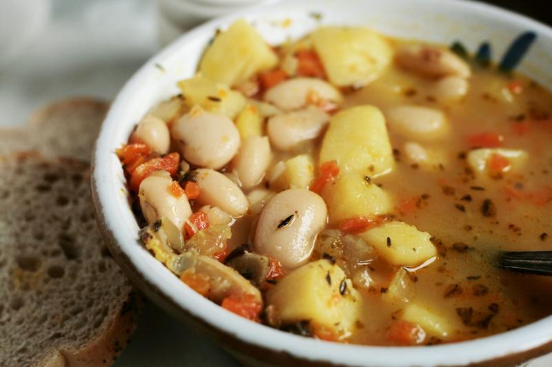 Jak doprawić zupę fasolową