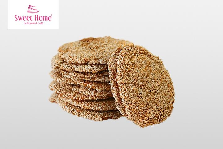 Odkryj zdrową słodką przekąskę: ciastka z sezamem, słonecznikiem i miodem