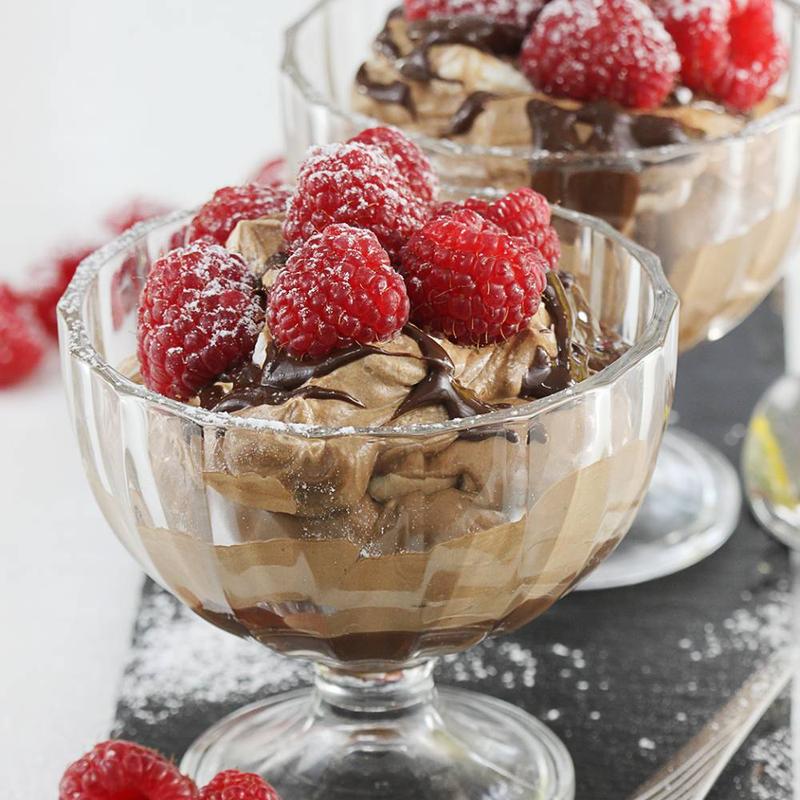 Szybki i pyszny deser z mascarpone oraz herbatnikami – odkryj ten prosty przepis!